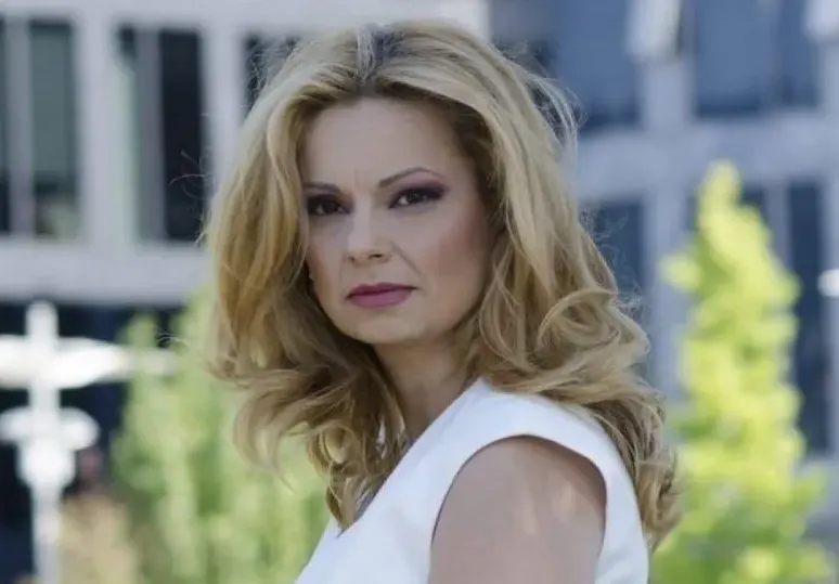 Аделина Радева прибира 10 бона заплата в БНТ