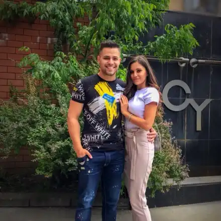 Анди  от „Капките” стяга сватба с красивата Яна