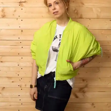 Артисти на протест: Не сме тулупи! (Хората на изкуството недоволни, вече трети месец стоят без пари)