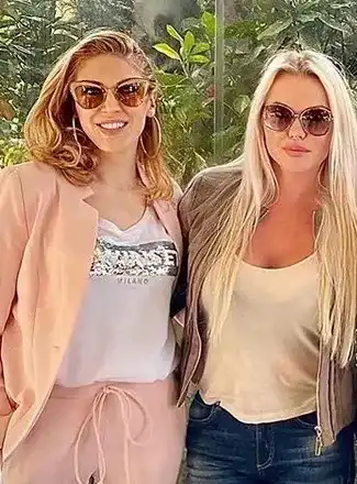 Асдис Ран бръмчи по кръчмите с бившата на Цецо Тотото