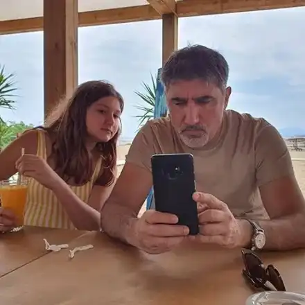 Башар заведе любовницата и щерка си на БГ море (Снимки)