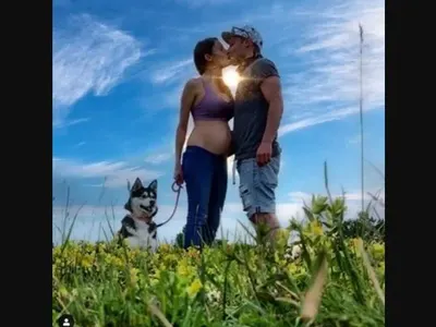 Бейби бум в „Съни бийч”! Евелин Костова чака бебе