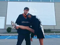 Дара залюби млад влогър