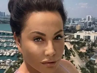 Дарина Павлова се подмлади до неузнаваемост (Мадам Мулти няма нито една бръчица по лицето си)