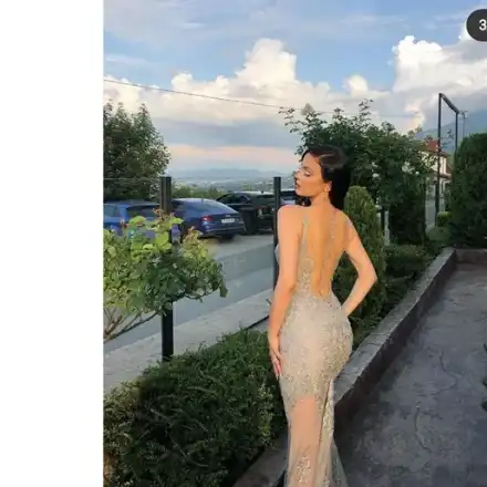 Ева Пармакова „прозрачна“ абитуриентка (Снимки)