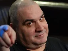 Фънки закъса за пари