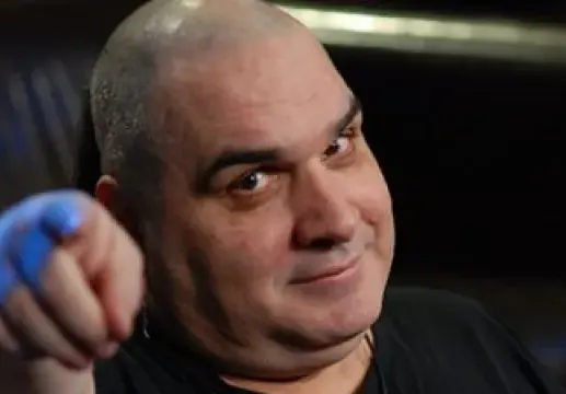 Фънки закъса за пари