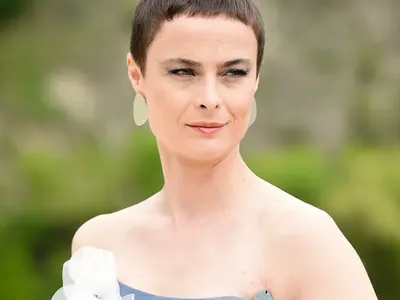 Йоана Буковска продава родната си къща в Габрово