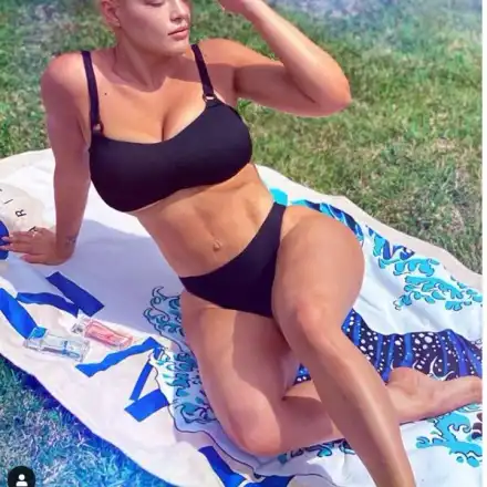 Жени Джаферович вади плочки