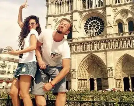 Калин Врачански на море с колежка от „Откраднат живот“ (Къде е гаджето му Александра? – СНИМКИ в галерия)