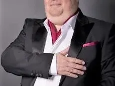 Любо Нейков на купон с класа си от НАТФИЗ