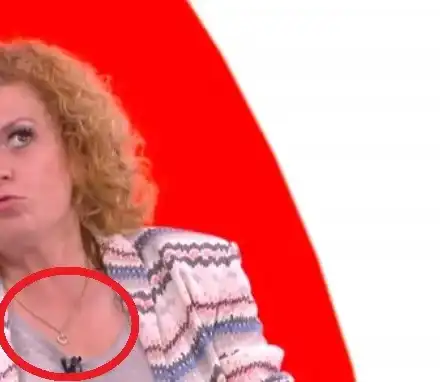 Люси Дяковска с годежно колие за 5 бона, певицата вдига сватба с приятелката си