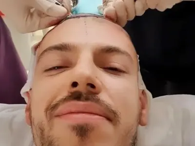 Лудия репортер пак сади коса след неуспешен опит