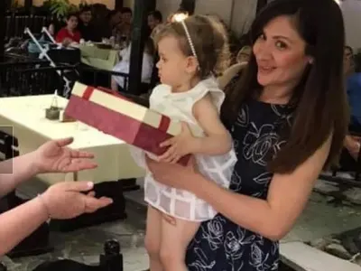 Мариана Попова и Веселин Плачков кръстиха дъщеря си (Фото)