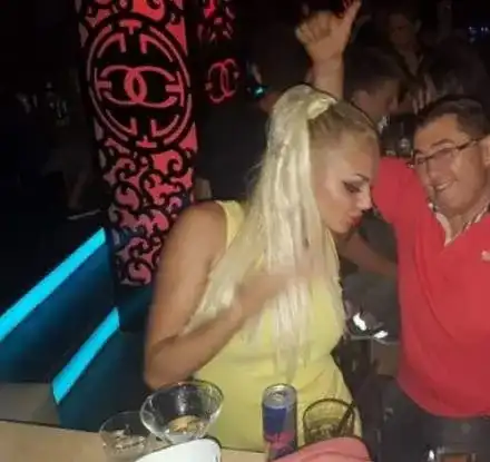 Митьо Пищова, който дундундурка бебе: Само Васил Божков може да се мери по курварство с мен!