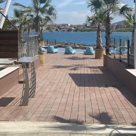 Най - яката новина за лятото! THEATRO BEACH port Царево отваря след дни! Събирателна точка на релакс, наслада и парти (Снимки)