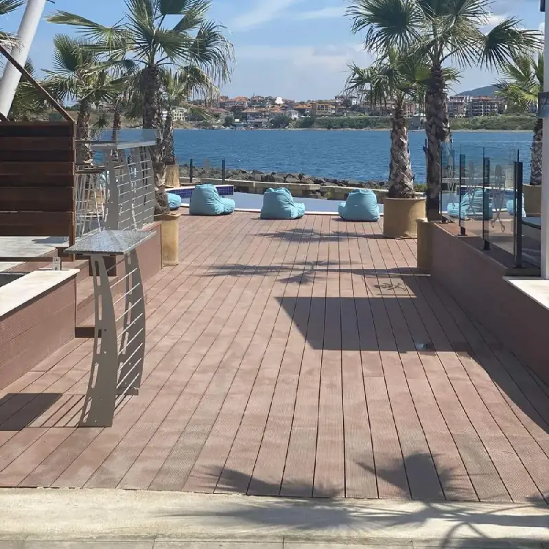 Най - яката новина за лятото! THEATRO BEACH port Царево отваря след дни! Събирателна точка на релакс, наслада и парти (Снимки)