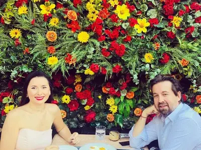 Наталия Кобилкина празнува годишнина в Гърция (Фото)