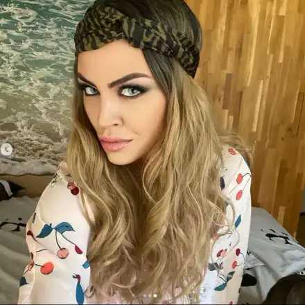 Неузнаваема! Деси Цонева грейна с ново лице