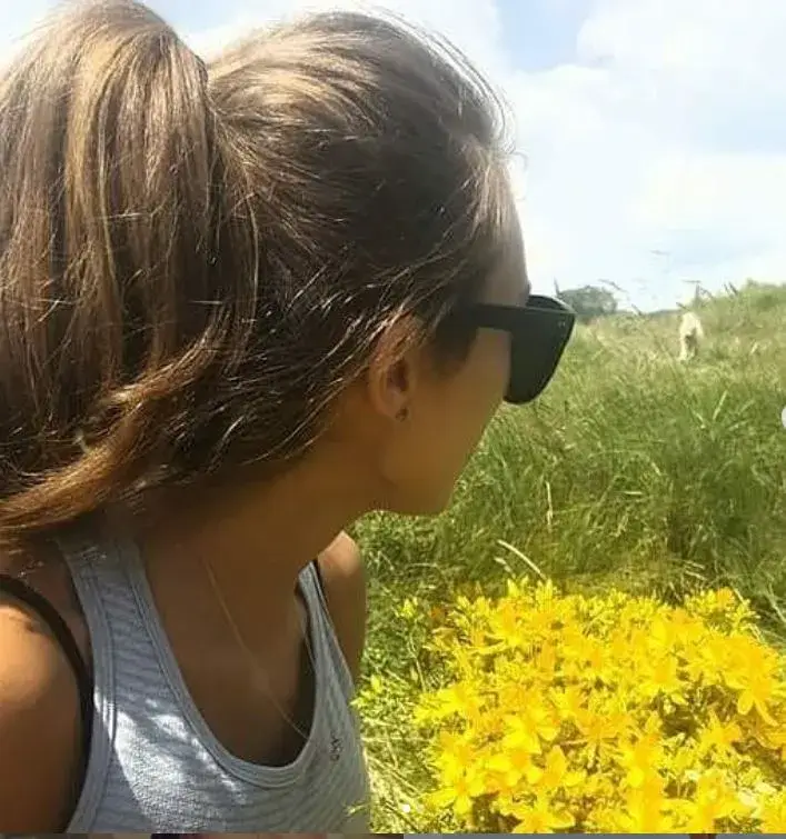 Никол Станкулова бере 77 и половина билки за Еньовден