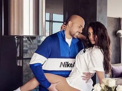 Николета изненада с парти Ники М. за ЧРД, Божинката рецитира пожелания за баджанака си (СНИМКИ)