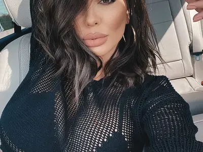 Николета Лозанова пръсна хилядарка за пудел