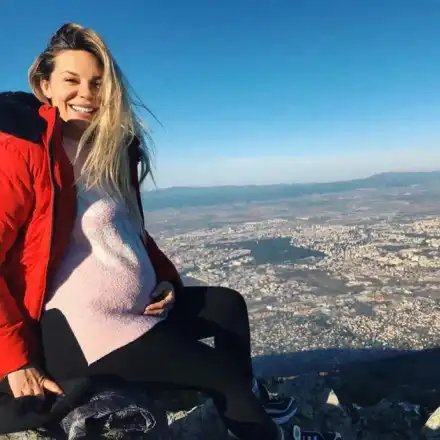 Още една певица в отбора на бременните: Вяра Атова очаква първото си дете