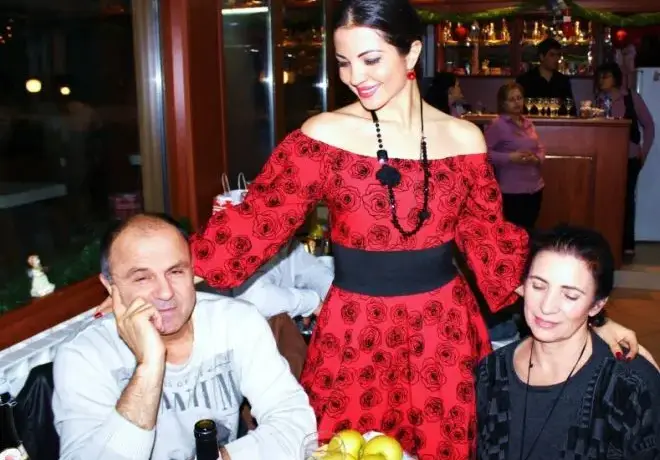 Райна разкри дълго пазена семейна тайна: Срамувах се от баща си!