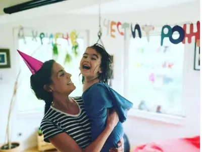 Рени пръсна 10 бона за рожден ден  на сина си