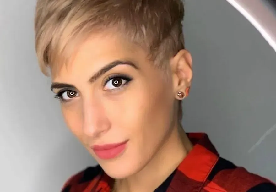 Ромина Андонова се нанася в новия си дом