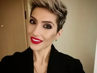 Ромина Тасевска джитка с Ферари за 100 000 евро (Вижте как я глези Дарко Тасевски)