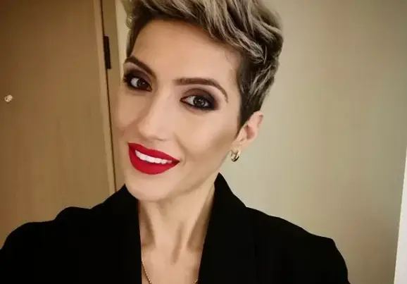 Ромина Тасевска джитка с Ферари за 100 000 евро (Вижте как я глези Дарко Тасевски)