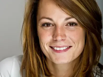 Силвия Петкова се показа с побеляла коса