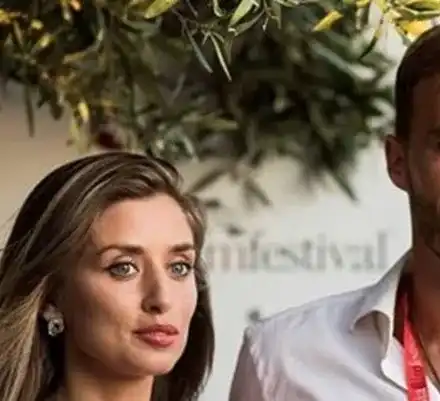 След 2 години раздяла: Ники и Саня са официално разведени за 25 лева