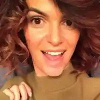 Снахата на Божков отново вършее по баровете (Ива Софиянска се върна към стария си начин на живот)