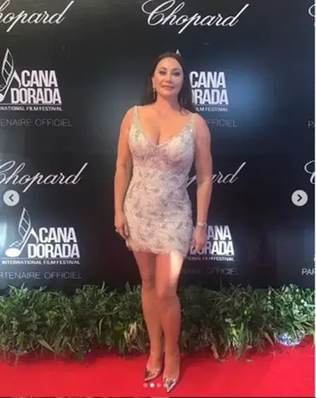 Ти да видиш! Дарина Павлова празнува РД с... порно звезда!