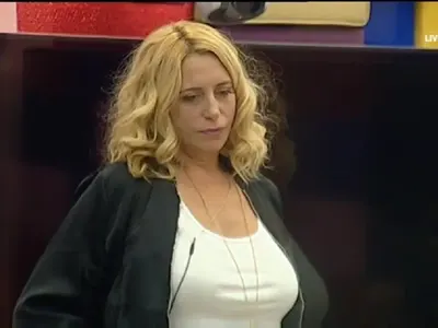 УАУ! Ваня Щерева се подмлади на 50! Опъна бръчки и се разхубави (ФОТО в галерия)