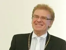 Васил Найденов се пенсионира (От НОИ одобриха документите му)