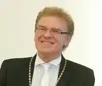 Васил Найденов се пенсионира (От НОИ одобриха документите му)