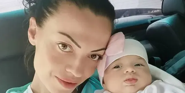 ВУНДЕРКИНД! Бебето на Славея Сиракова вече казва „мама”