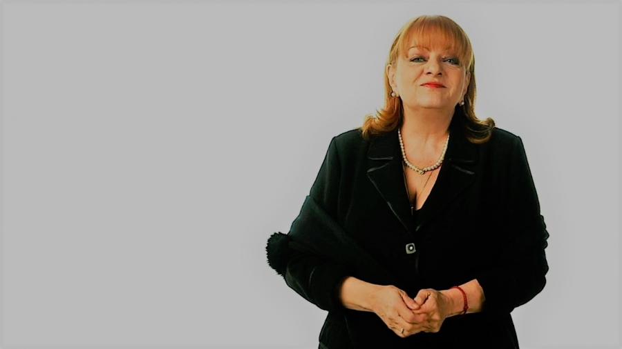 Богдана Карадочева стана жертва на киберизмама! Престъпници продават менте лекарства от нейно име