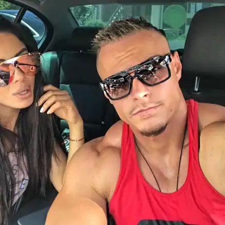 Адриан Зурков остана без гадже