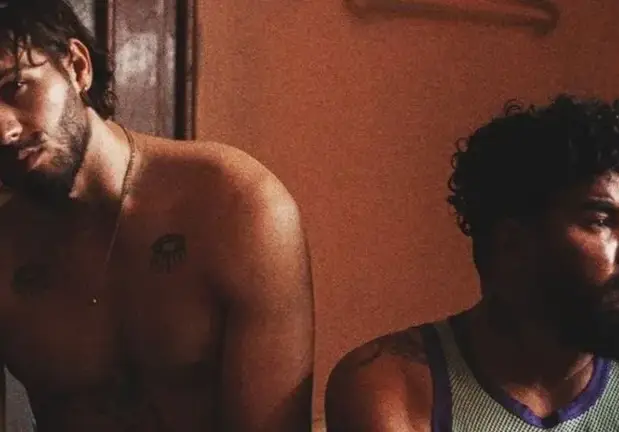 Азис стана любимец на интелектуалците! (Как от мъж в женски дрехи, чалгаджията се превърна в проводник на социални послания)