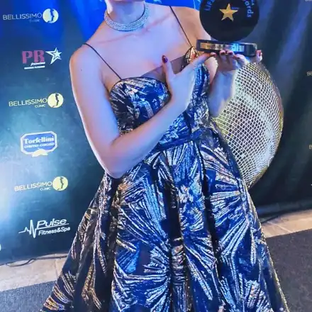 Д-р Паньова, зашеметяващото олицетворение на дързост и красота, с пореден приз (Снимки)