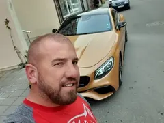 Динко от Ямбол троши пачки от сводничество  и грабежи?!(Скандален сигнал)