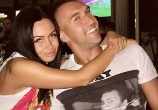 Ексклузивно в HotArena! Мартин Камбуров чака дете от дъщерята на измамница номер 1 в Пловдив (СНИМКИ)
