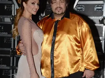 Глория лигави Люси Иларионов