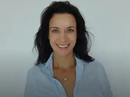 Яна Маринова става лектор