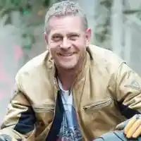 Юлиан Вергов на море за 6 лева