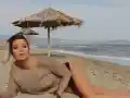 Кали на море с новото гадже (Снимки)
